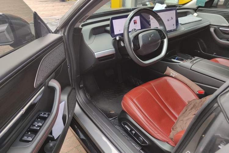 Used XPeng P7 2022 670N+ Driver Seat