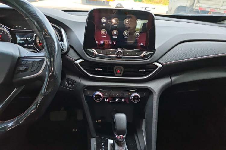 Used Chevrolet Orlando 2019 Redline 530T Automatic Enjoyment Version (5+2 Seating) China VI Audio And AC Panel