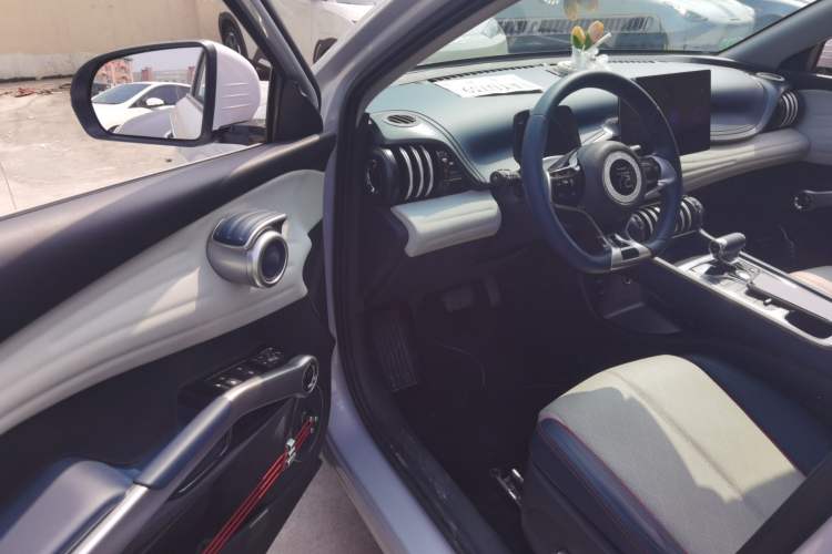 Used BYD Yuan PLUS 2022 430 km Luxury Version
