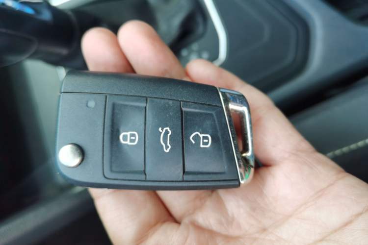 Used Volkswagen Tiguan L 2017 330TSI Automatic Two-Wheel Drive Luxury Edition