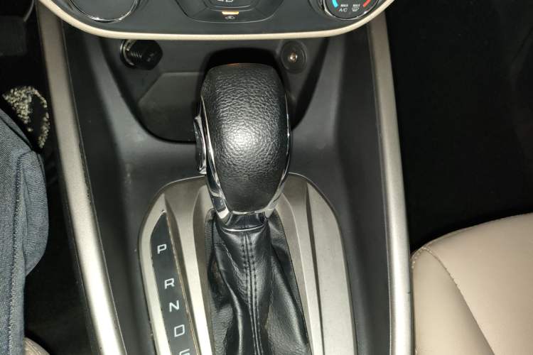 Used Ford Escort 2015 1.5L Automatic Comfort Edition
