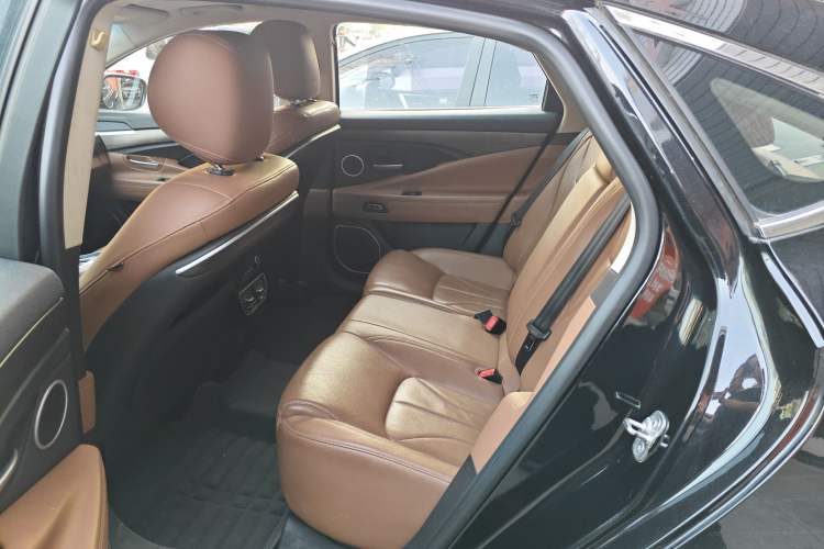 Used Geely Auto Emgrand GT 2017 1.8T Flagship Model
