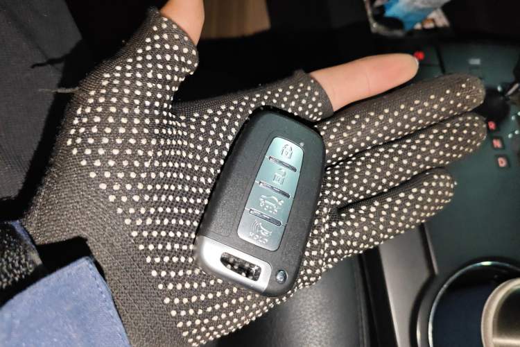 Used Kia Borrego 2008 3.8L Luxury Edition China IV Vehicle Key