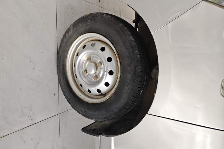 Used Wuling Rongguang 2014 1.2L S Base Model
