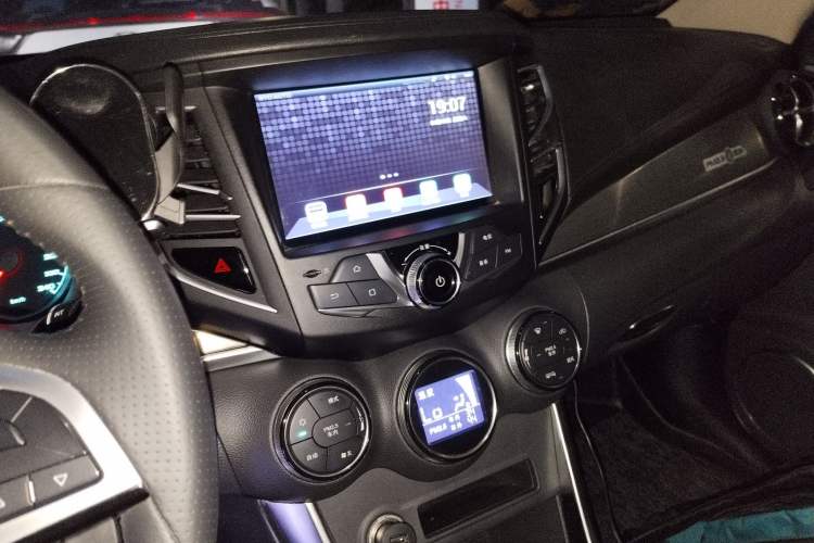 Used BYD Song New Energy 2017 Song DM 1.5TID All-Wheel Drive Luxury Model