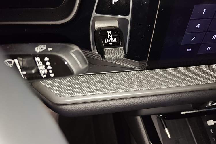 Used Porsche Cayenne 2024 Cayenne 3.0T Gear Lever