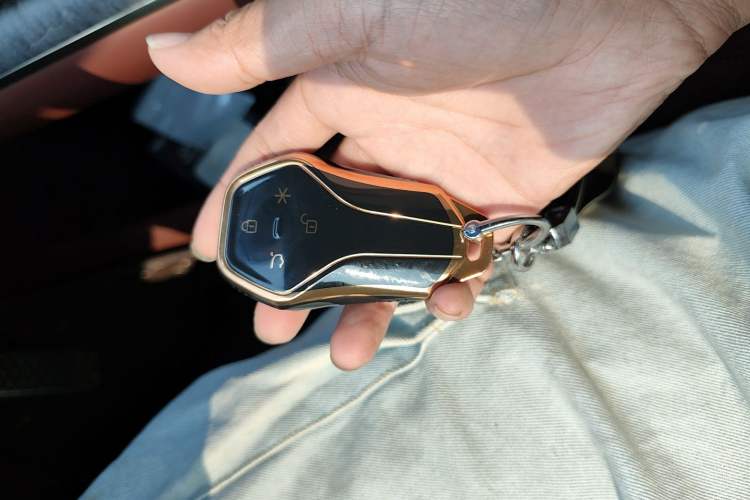 Used Hyptec HL 2025 700 Ultra Six-Seater All-Wheel-Drive LiDAR Version