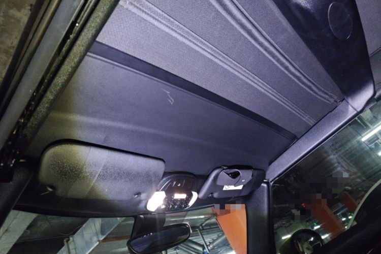 Used MINI 2019 1.5T COOPER CABRIO Temptation Edition Headliner