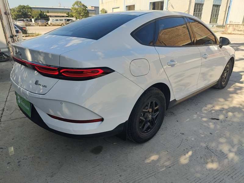 Used BYD Qin PLUS 2025 DM-i Smart Drive 55KM Leading Model — 6
