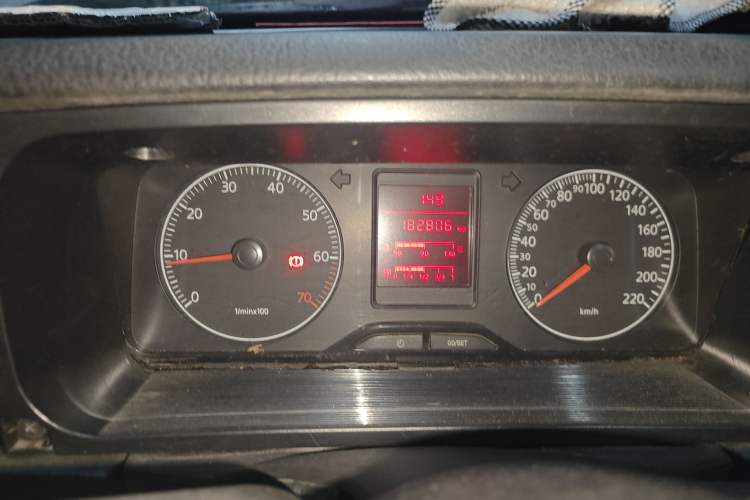 Used Volkswagen Jetta 2010 1.6L Partner