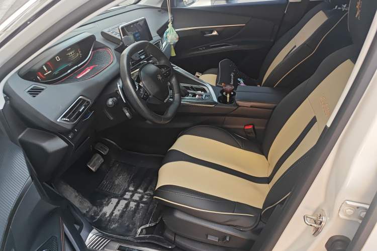 Used Peugeot 5008 2017 380THP 7-Seater Elite Edition Left Front Seat