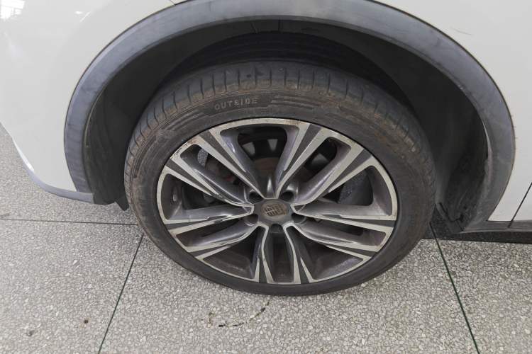 Used BYD Tang 2018 2.0T Automatic SmartConnect Prestige 7-Seater China V Standard