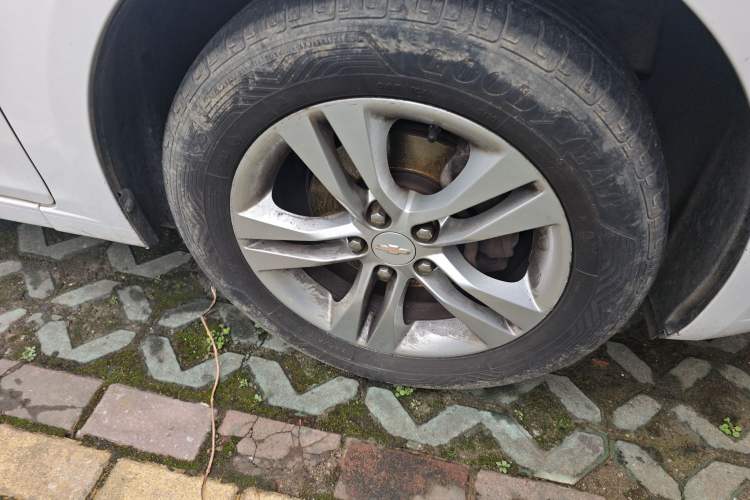 Used Chevrolet Cruze 2013 Hatchback 1.6L Automatic Luxury Model