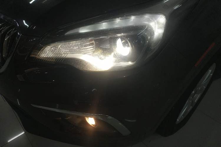 Used Buick Envision 2017 20T Two-Wheel Drive Luxury Model
