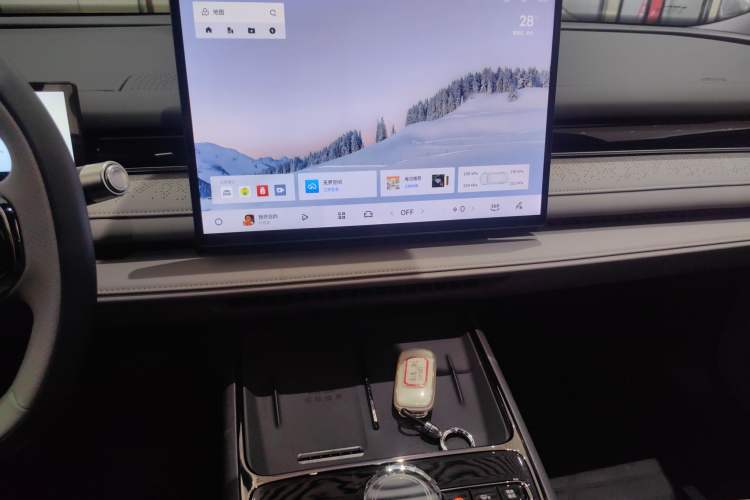 Used Geely Galaxy 8 2025 130km EM-i Deluxe Edition Audio And AC Panel