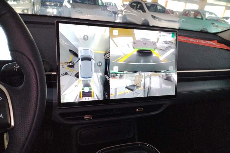 Used ARCFOX T1 2025 Model 425 PRO