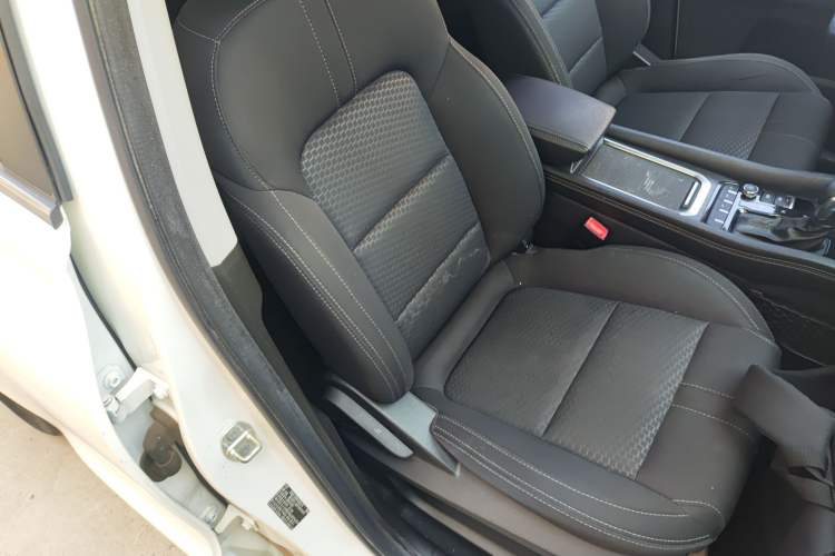 Used Chery Tiggo 5x 2019 HERO 1.5L CVT Fashion Edition Right Front Seat