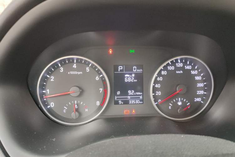 Used Hyundai Celesta 2018 1.6L Automatic GL Enjoyment Edition China VI compliant Instrument Cluster