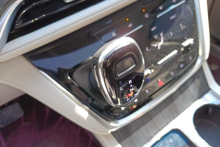 Used Buick GL8 2023 ES Lu Zun Comfort Model