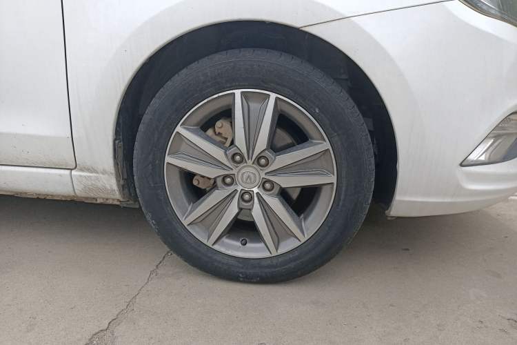 Used CHANGAN Eado 2016 1.6L Manual Fashion Edition
