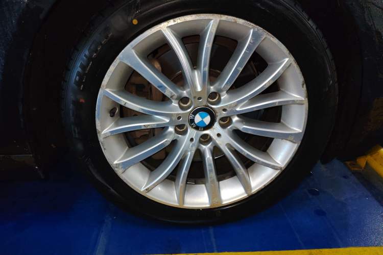 Used BMW 5 Series 2012 530Li Luxury Model