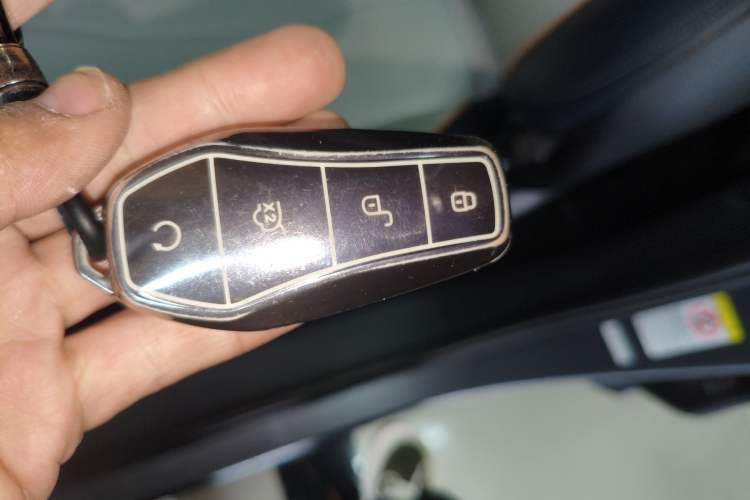 Used BYD Song PLUS New Energy 2023 Champion Edition DM-i 110KM Flagship Model Interior 1