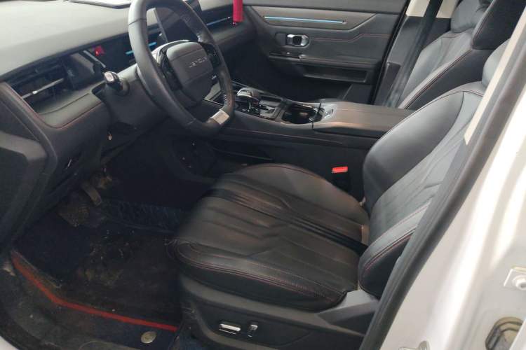 Used JETOUR Dashing 2025 1.5T DCT Ultimate Edition
