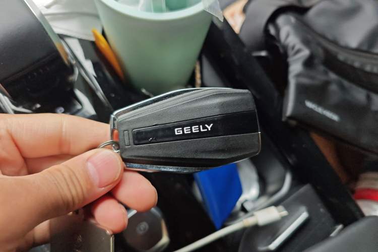 Used Geely Auto Emgrand X7 Sport 2023 Boyue COOL 1.5TD Smart Connect+ Vehicle Key