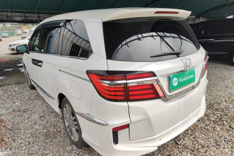 Used Honda Elysion 2016 2.4L Luxury Edition
