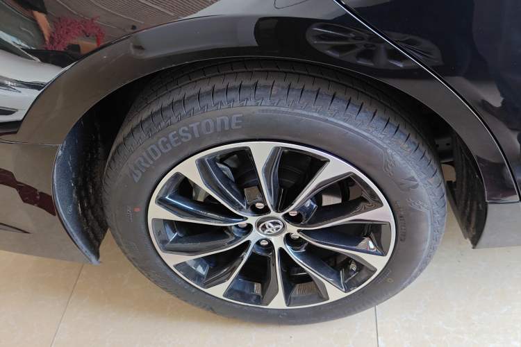 Used Toyota Avalon 2023 2.0L Premium Edition