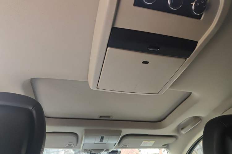 Used Dodge Journey 2013 3.6L Four-Wheel Drive Flagship Edition