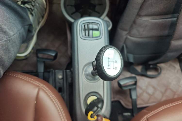 Used smart fortwo 2015 1.0 MHD New Year Special Edition