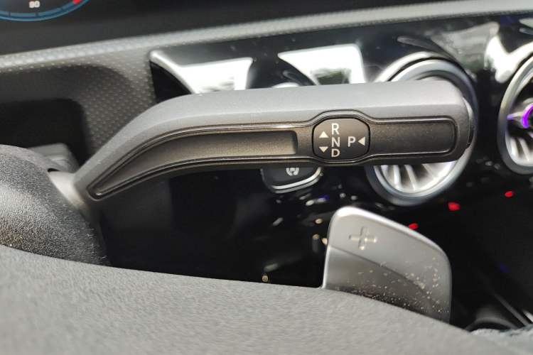 Used Mercedes-Benz A-Class 2022 A 200 L Sport Sedan Fashion Model Gear Lever