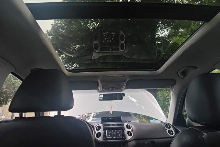 Used Volkswagen Tiguan 2013 1.8 TSI Automatic All-Wheel Drive Luxury Model