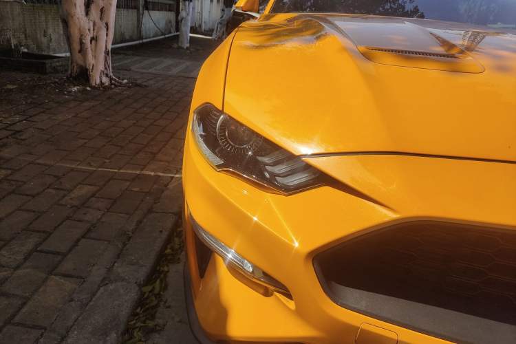 Used Ford Mustang 2018 2.3L EcoBoost Right Front Headlight