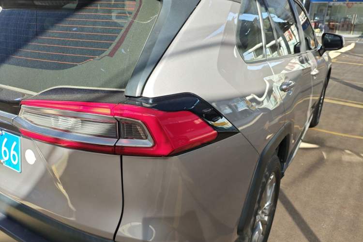 Used Toyota Wildlander 2023 2.0L CVT Two-Wheel Drive Leading Edition