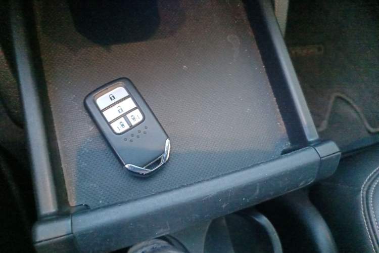 Used Honda Elysion 2016 2.4L Luxury Edition
