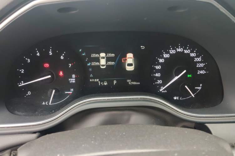 Used Toyota Avalon 2019 2.0L Ambition Edition China VI