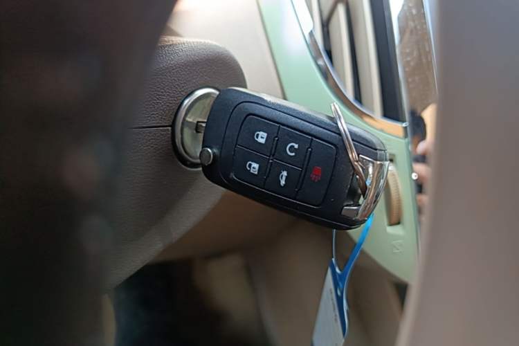 Used Buick LaCrosse 2011 2.4L SIDI Comfort Sunroof Version
