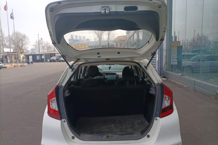 Used Honda Fit 2018 1.5L CVT Comfort Sunroof Version