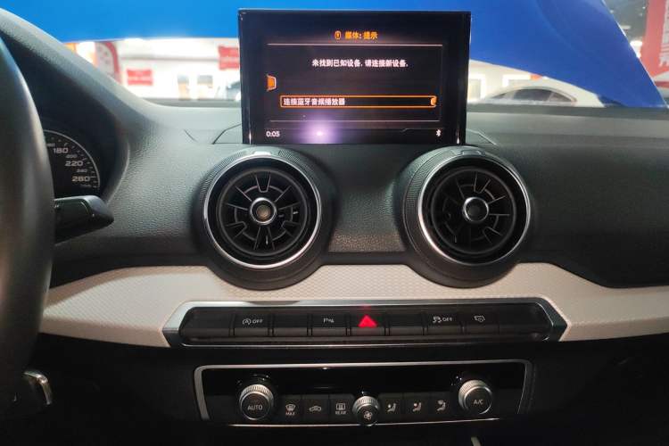 Used Audi Q2L 2018 35 TFSI Fashionable & Elegant Version China VI Emission Standard
