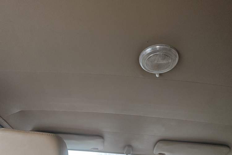 Used Nissan D22 2013 2.4L Gasoline Two-Wheel-Drive Standard Model