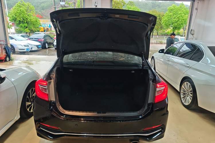 Used Honda Crider 2016 1.8L CVT Luxury Edition