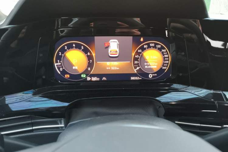 Used Volkswagen Golf 2024 280TSI DSG R-Line 50th Anniversary Edition