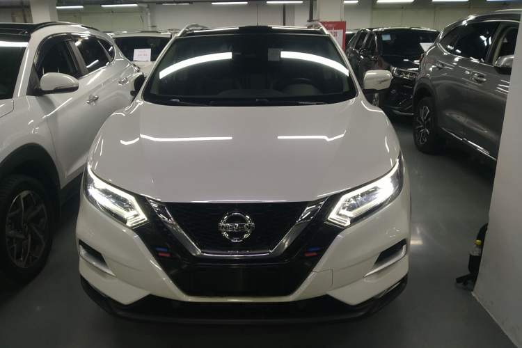 Used Nissan Qashqai 2022 2.0L CVT XV Premier Luxury Edition Exterior 1