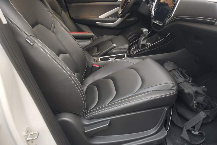 Used Baojun 530 2020 1.5T CVT Luxury Connected Version 5 Seats Right Front Seat