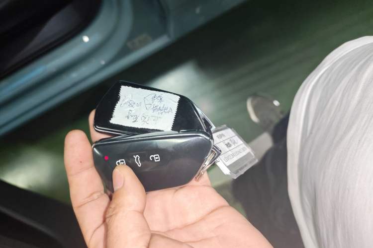 Used Volkswagen Passat 2025 Pro 380TSI Starry Dragon Luxury Edition Vehicle Key