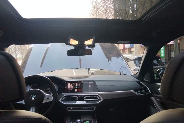 Used BMW X5 2022 xDrive 40Li M Sport Package
