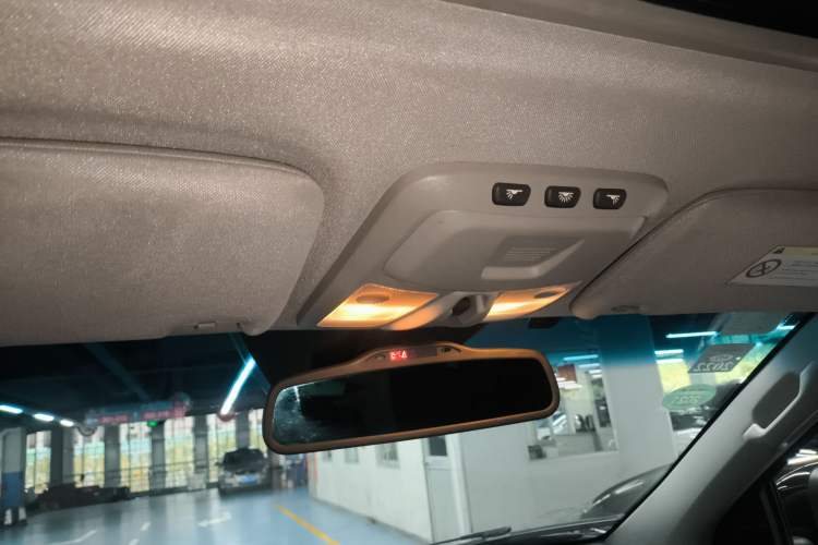 Used Volvo XC Classic 2014 T5 Luxury Edition
