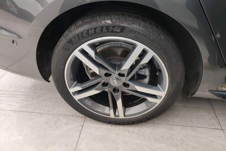 Used Audi A4L 2020 40 TFSI Luxury Dynamic Model
